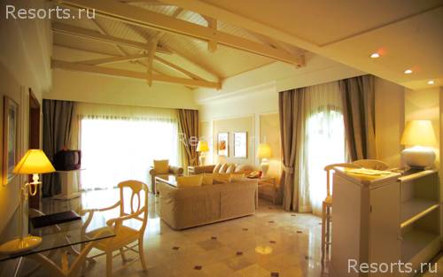 Joy Kiris World Hotel 4